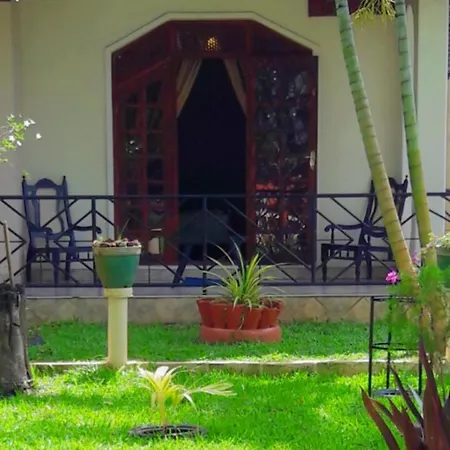 The Green View Yala Tissamaharama Room photo